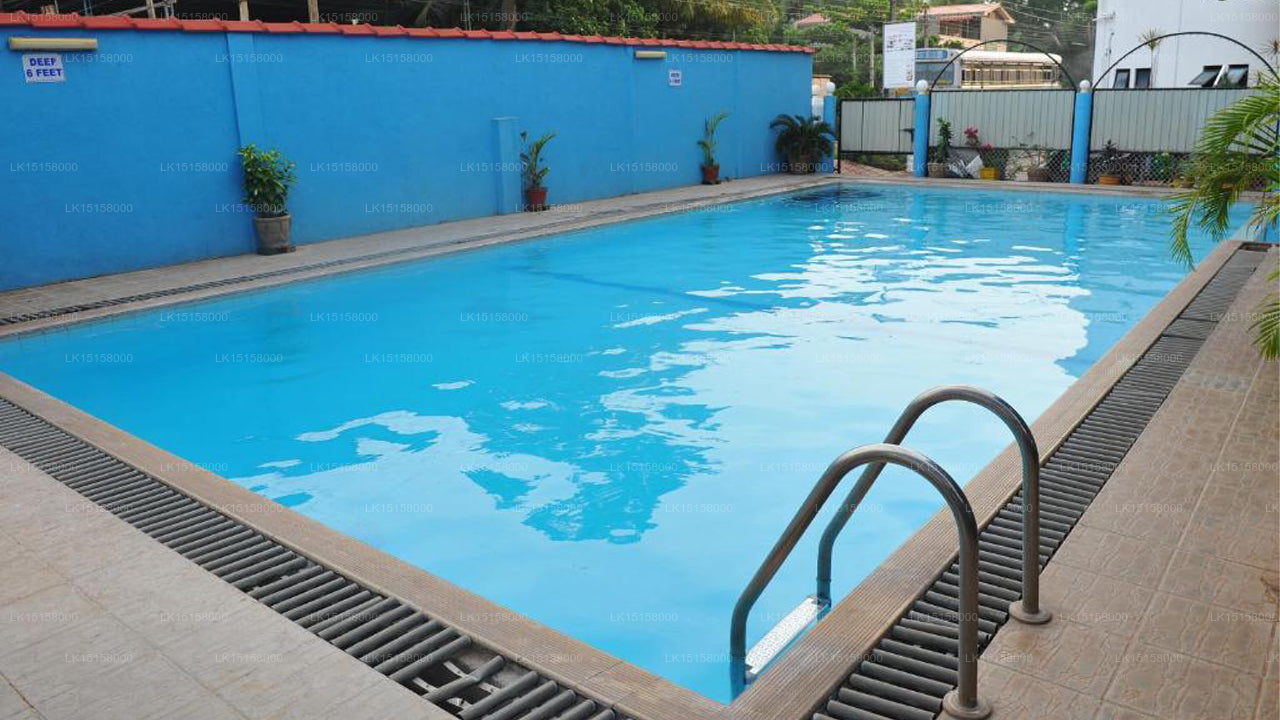 Nelly Star Hotel, Vavuniya