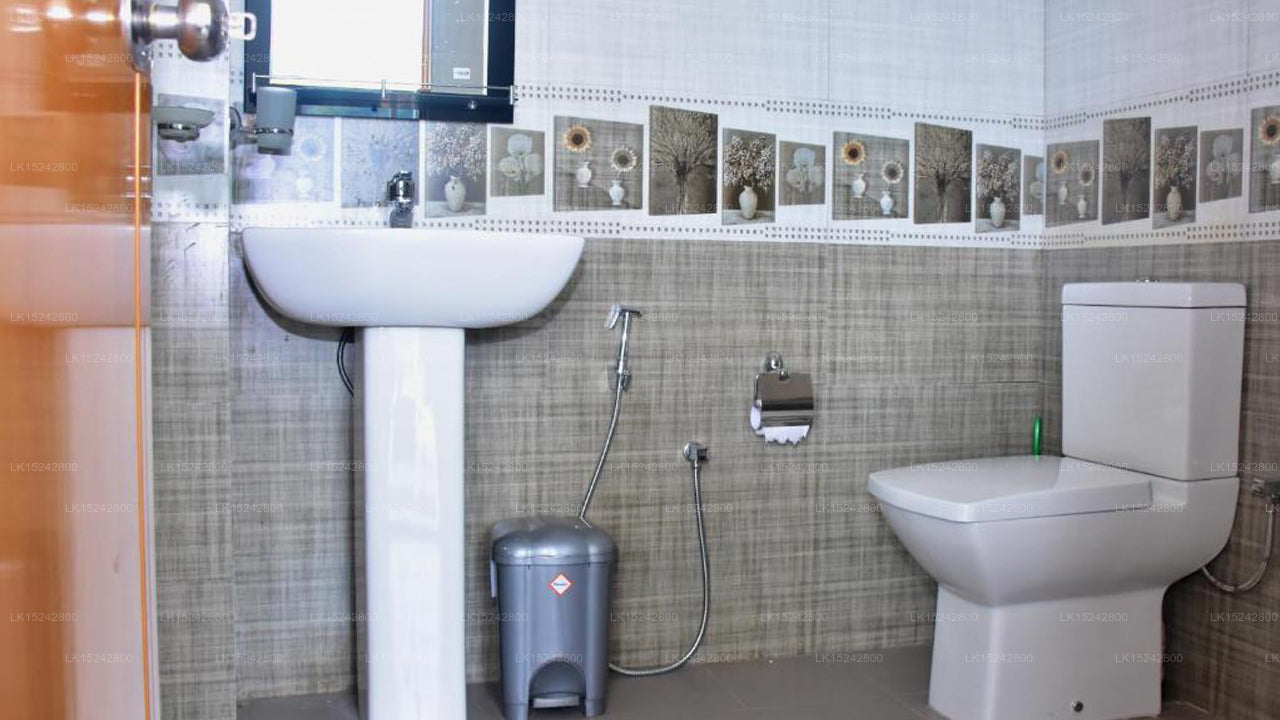 Ornateview Hotel, Ella