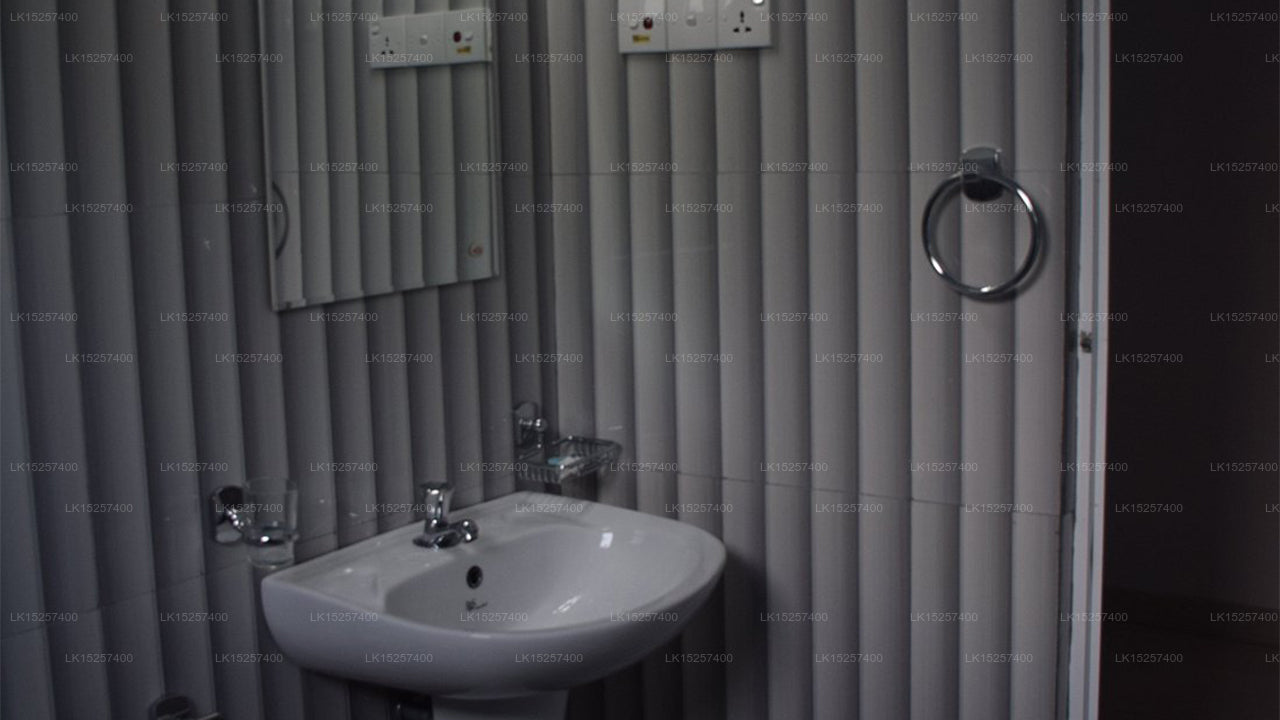 INTEC Kedella Guest, Kataragama