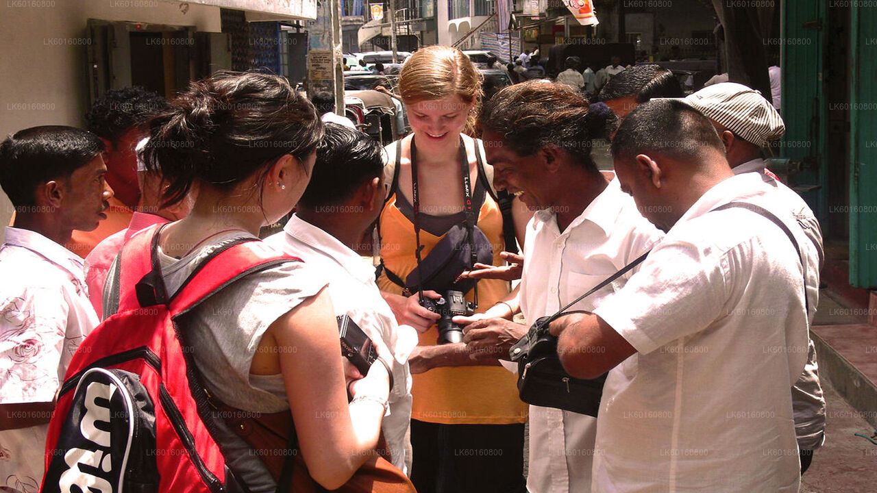 Utforska ädelstensgruvor i Rathnapura från Wadduwa