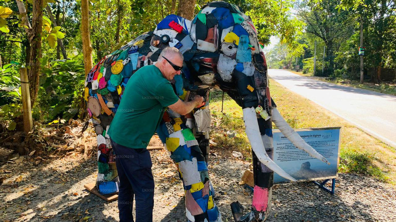 Praktiska kokosnöts- och bambuhantverksupplevelser från Sigiriya