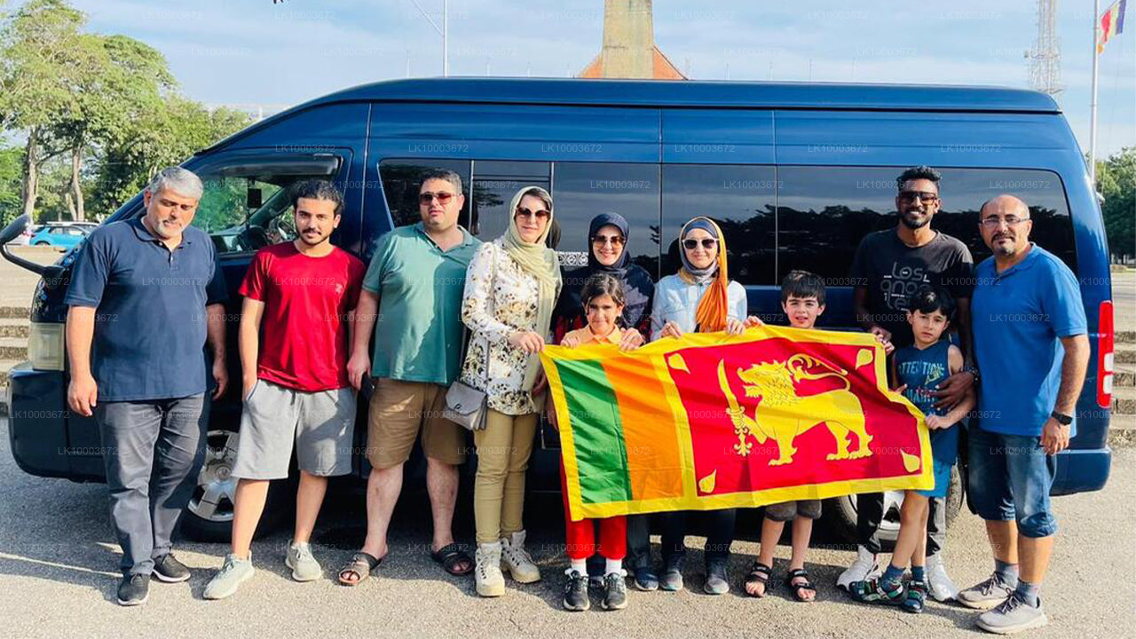 Upptäck Sri Lanka med Randimal Handalage