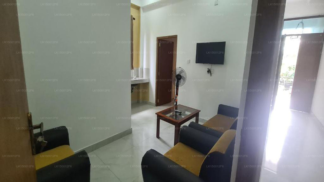 Ceylon Lodge - Airport Transit Hotell & Vandrarhem, Negombo