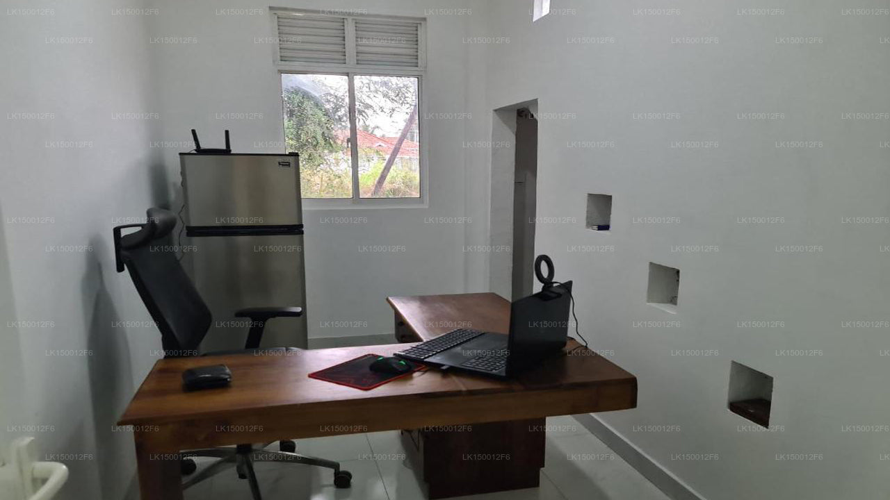 Ceylon Lodge - Airport Transit Hotell & Vandrarhem, Negombo