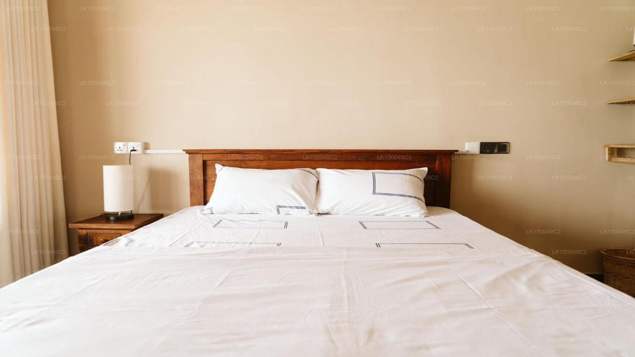 Pelican Bay, Ahangama