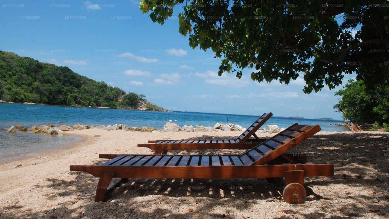 Sober Island Resort, Trincomalee