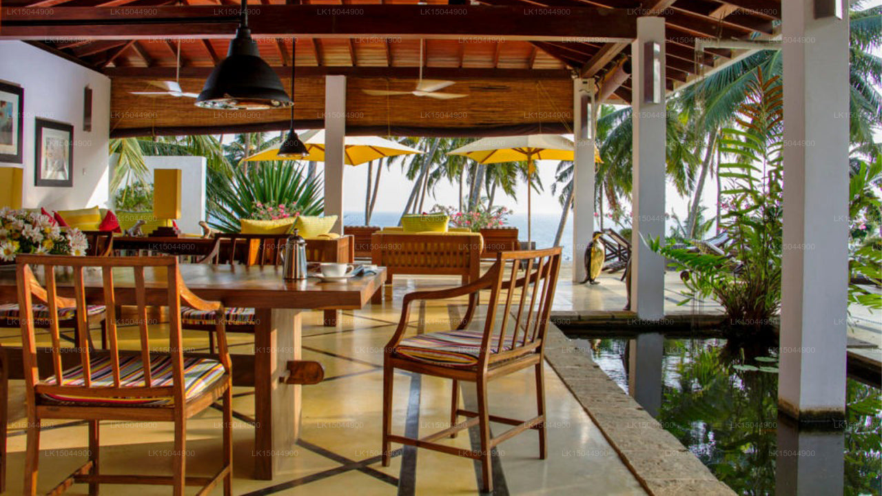 Saffrons Beach Villa, Habaraduwa