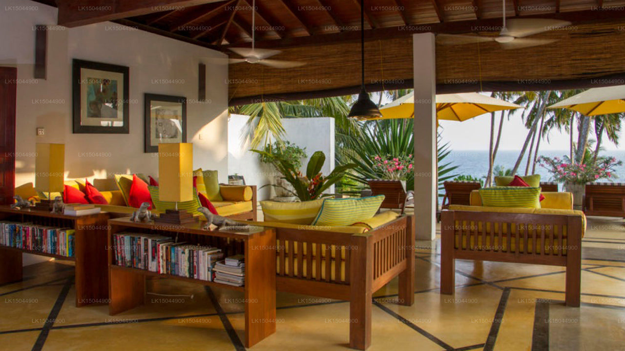 Saffrons Beach Villa, Habaraduwa