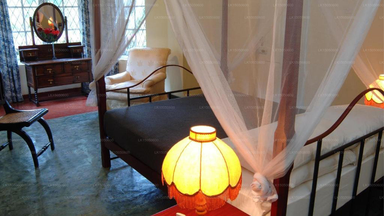 Sherwood Tea Plantation Bungalow, Haputale