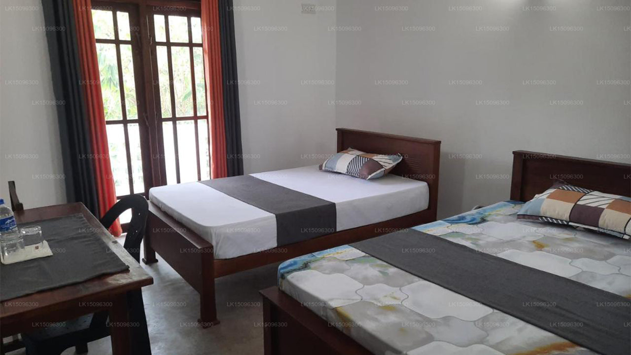 Polheena Estate, Talpe