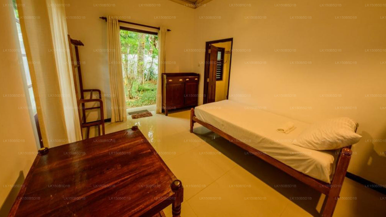 Villa Lotus At, Hikkaduwa