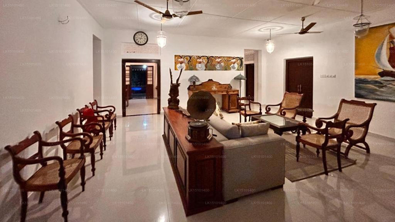 Villa Karadiya, Ambalangoda