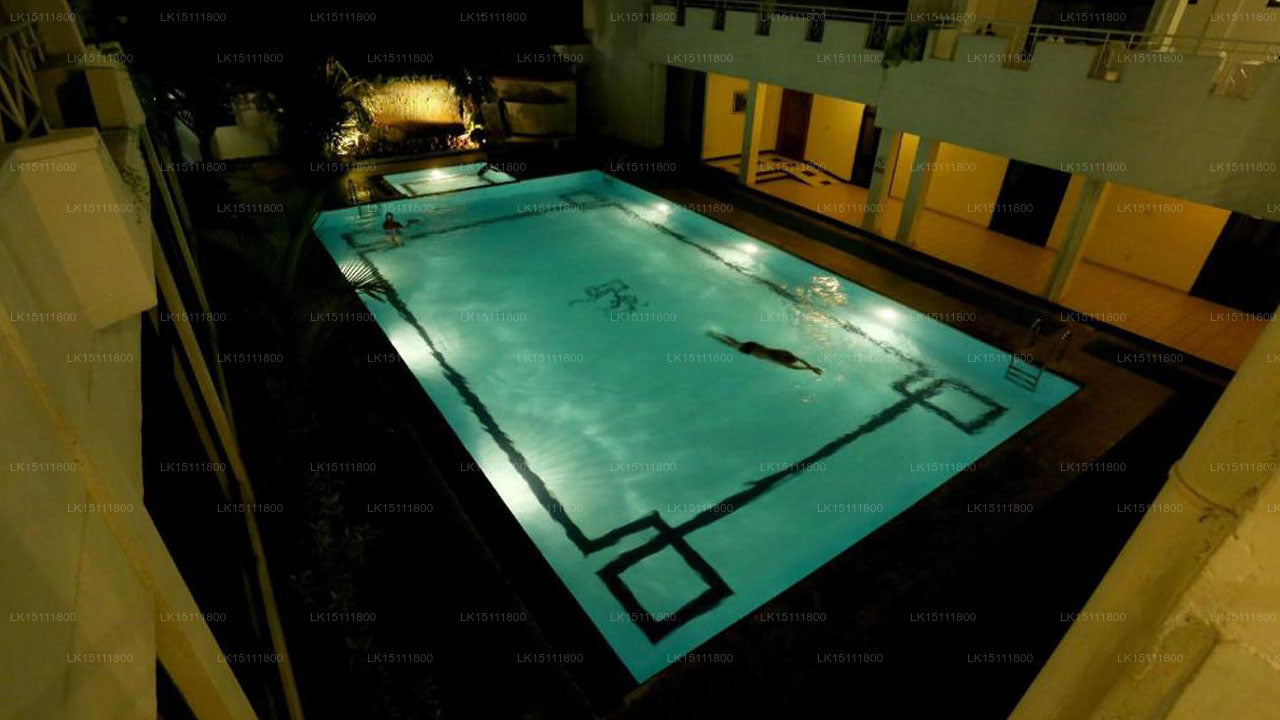 Kandyan Reach Hotell, Kurunegala