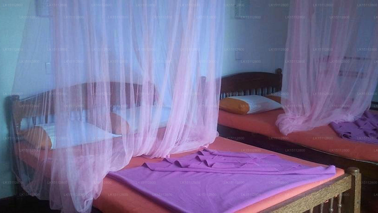 Madusha Rest, Hatton