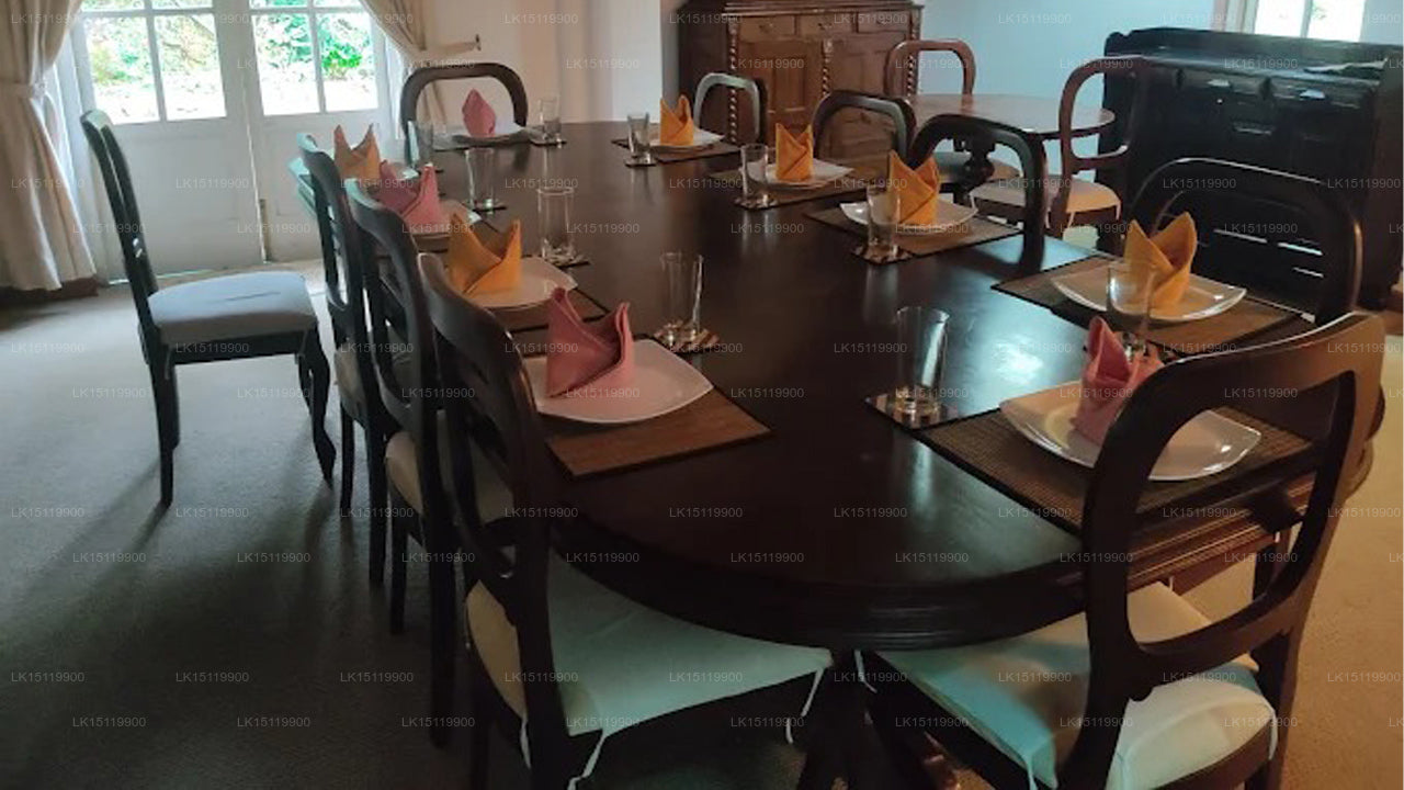 Iona Bungalow, Hatton