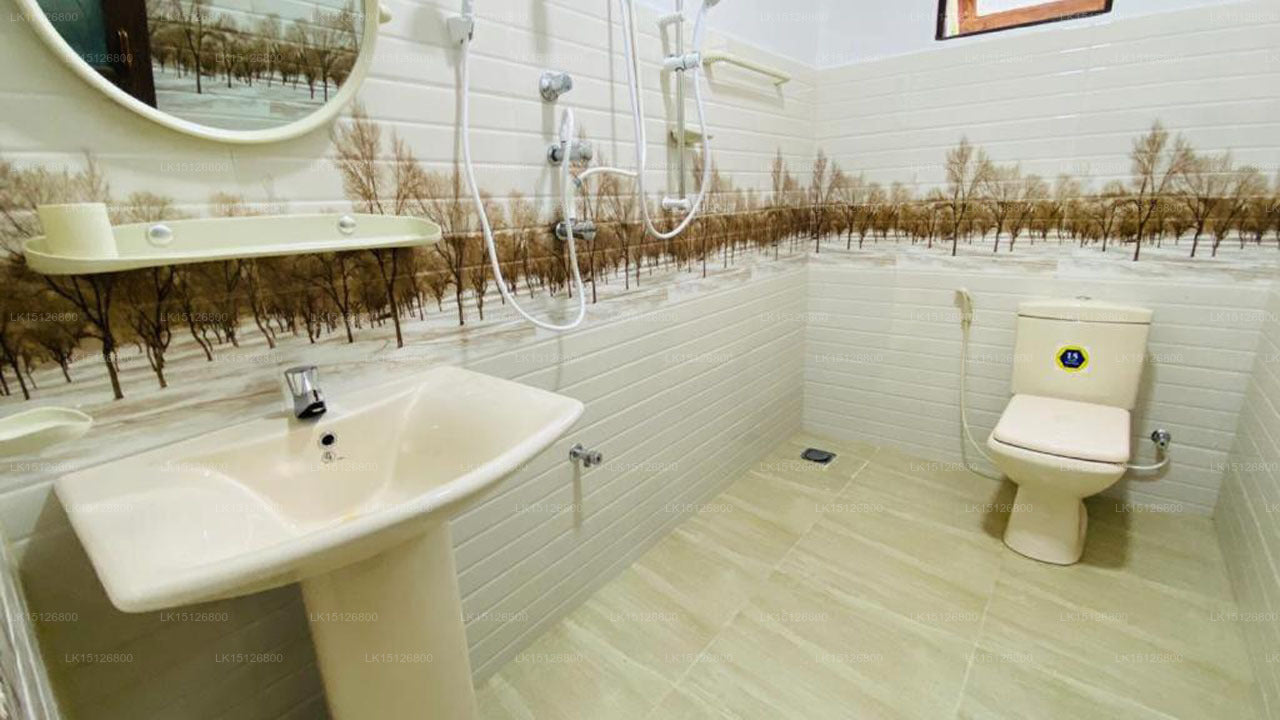 Hotell Surasa, Kurunegala