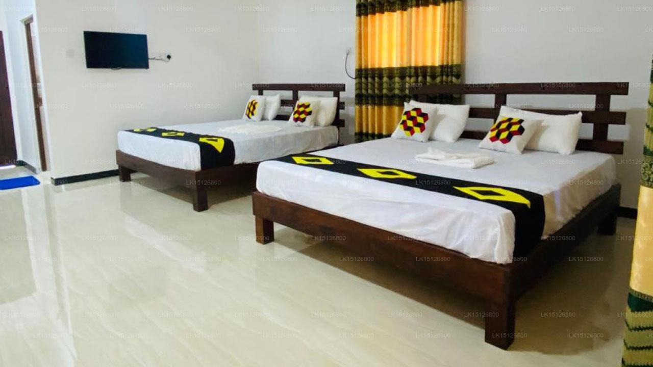 Hotell Surasa, Kurunegala