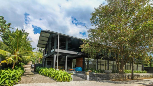 Java Moon, Piliyandala