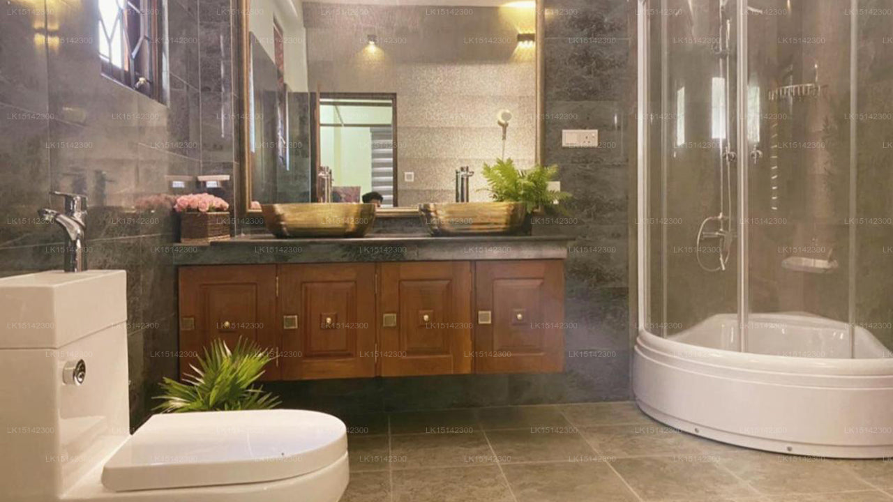 Hidden Paradise, Piliyandala