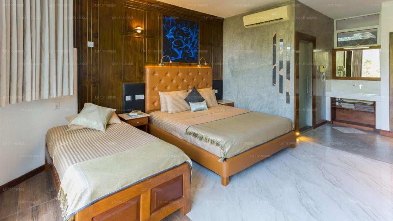 Ravana Heights, Ella