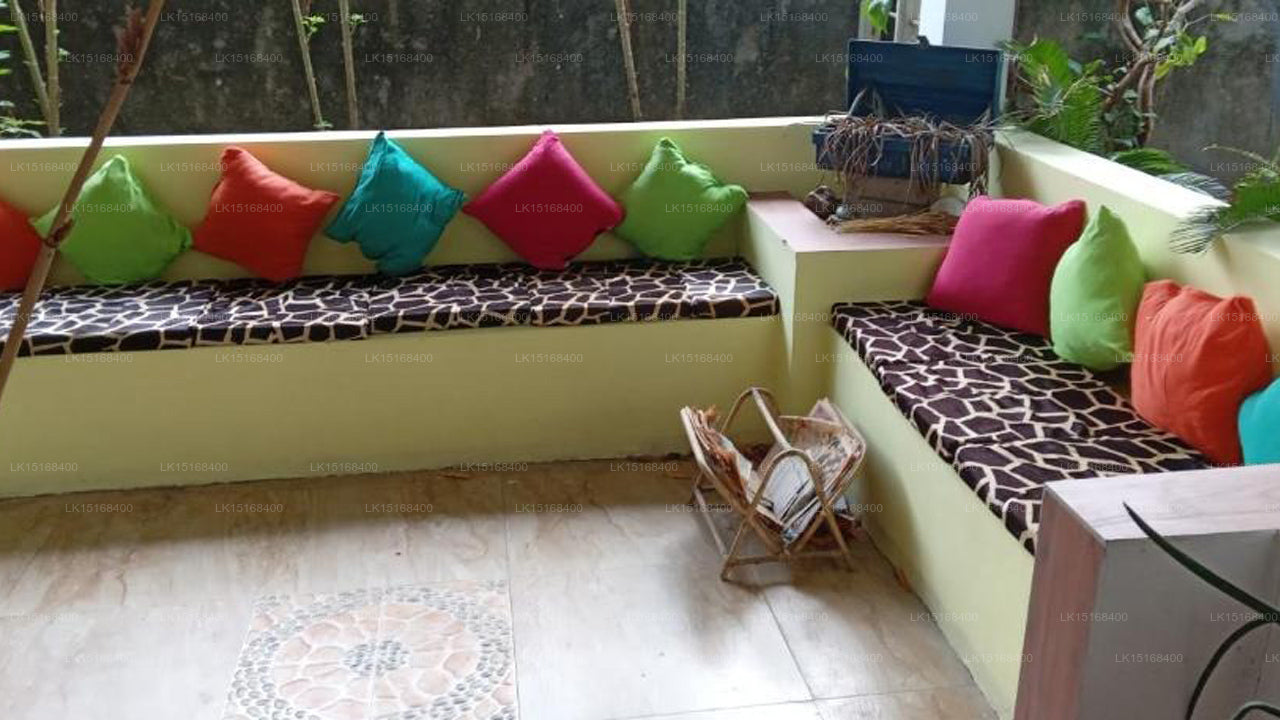 Rock Cascade Home Stay, Polonnaruwa