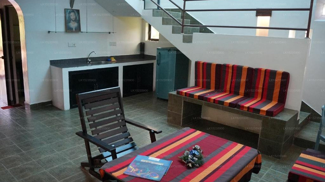 Sri Beach Bungalows And Villa