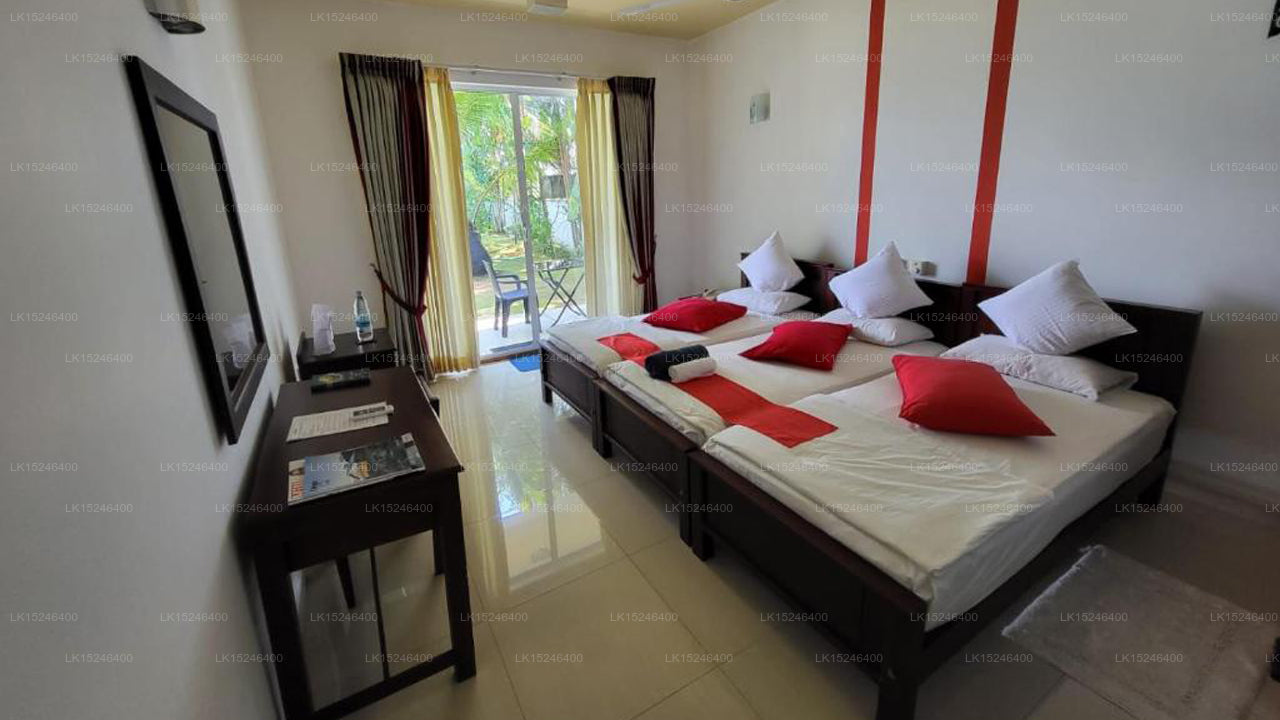 Rainbow Lagoon Villa, Negombo