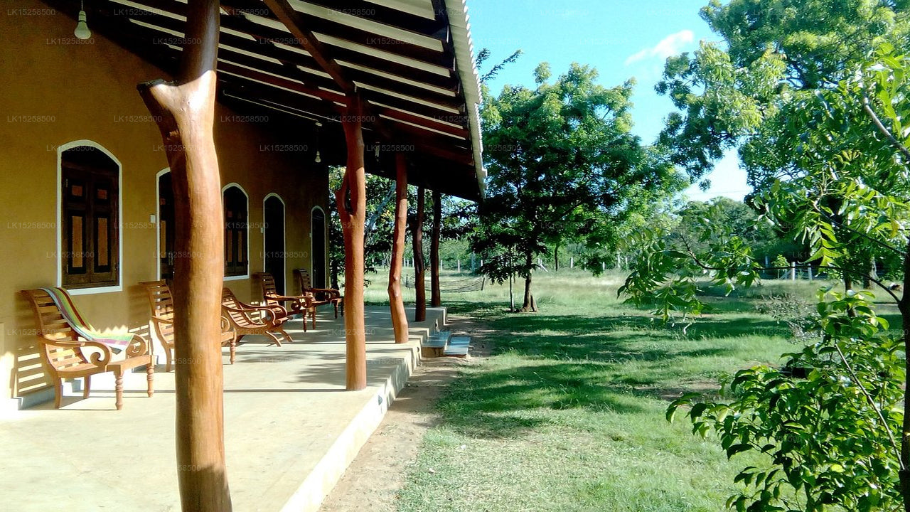 Forest Lodge, Kataragama