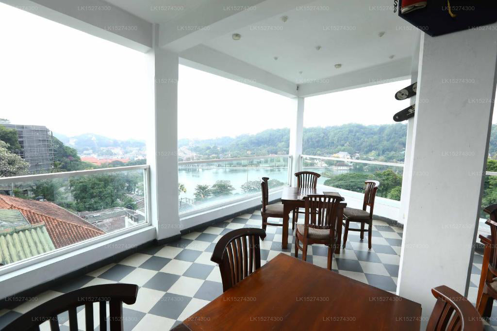 Kandy Supreme Hotell, Kandy