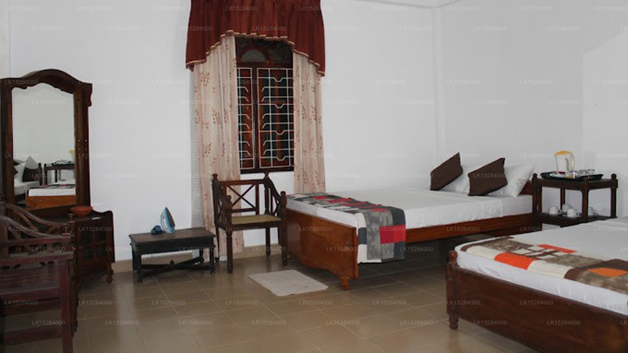 Serendib Garden Resort, Habarana