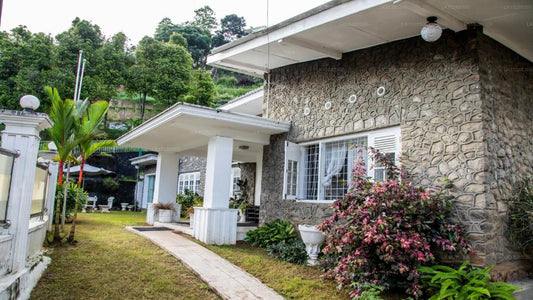 Funk Bunks - By The Lake, Kandy