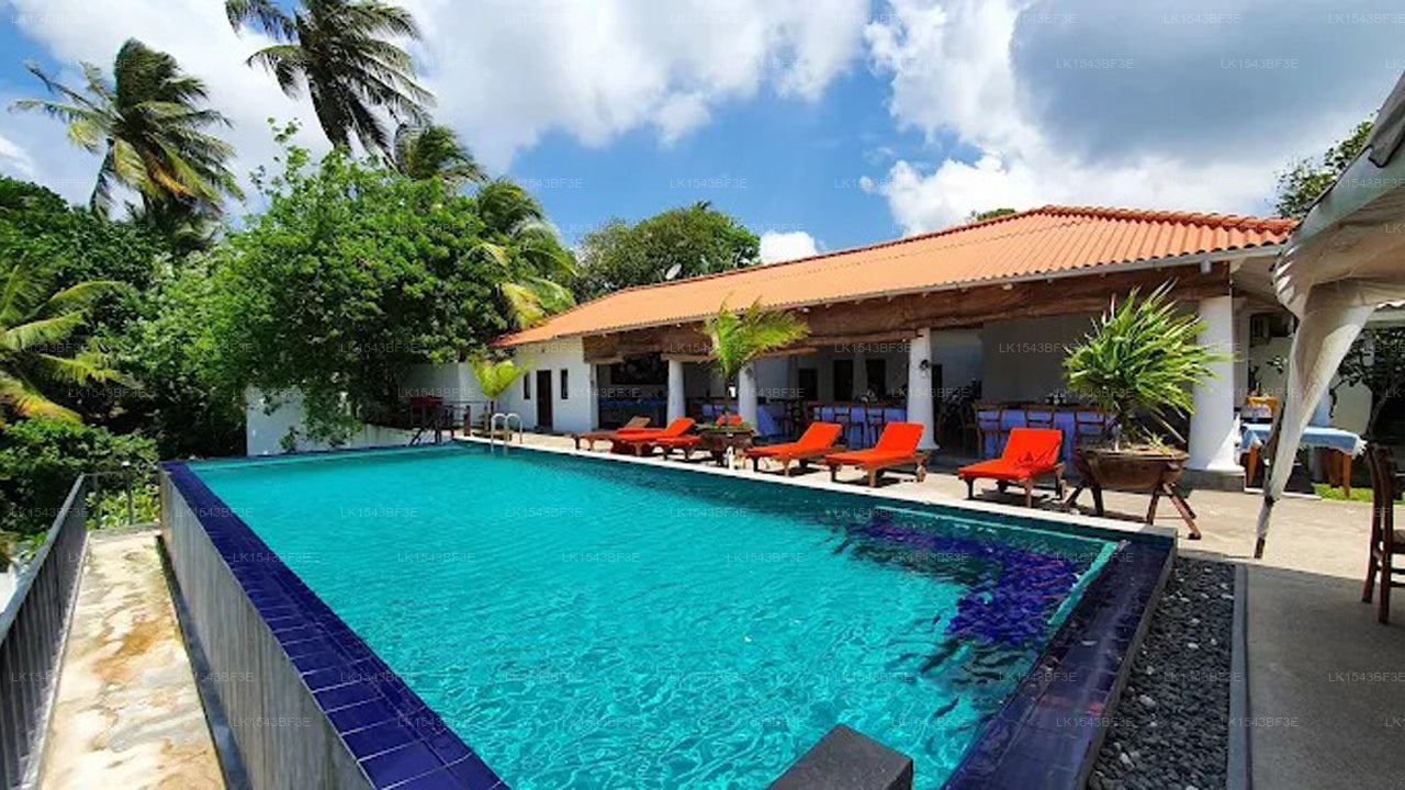 Pinipahana Walauwa Resort, Matara