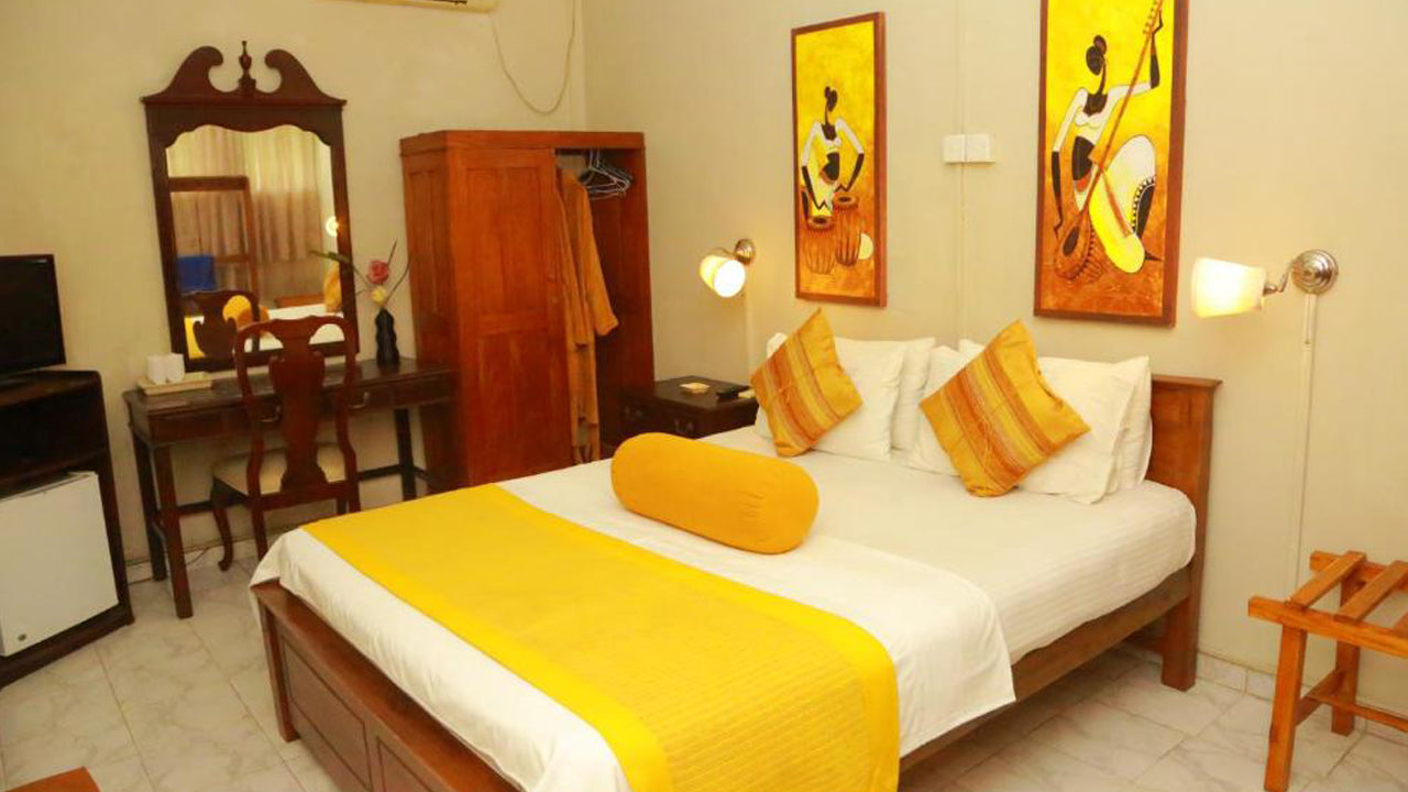 Ranveli Beach Resort, Mount Lavinia