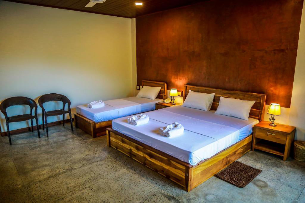 Doola River Edge, Udahalawa