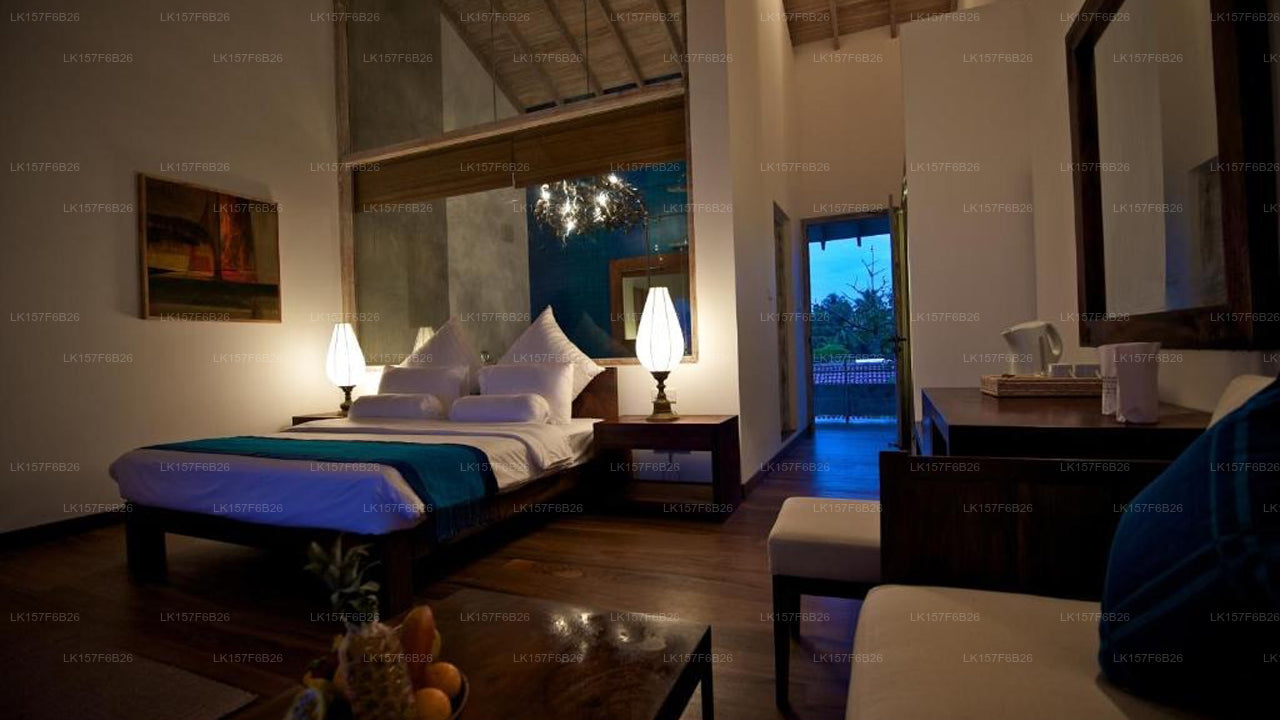 Roman Beach, Hikkaduwa