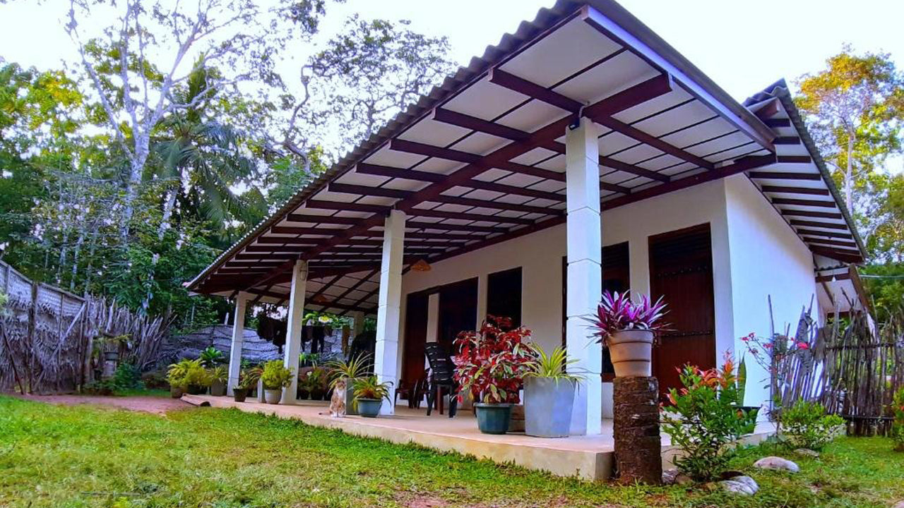 Cashew Villa, Hiriketiya