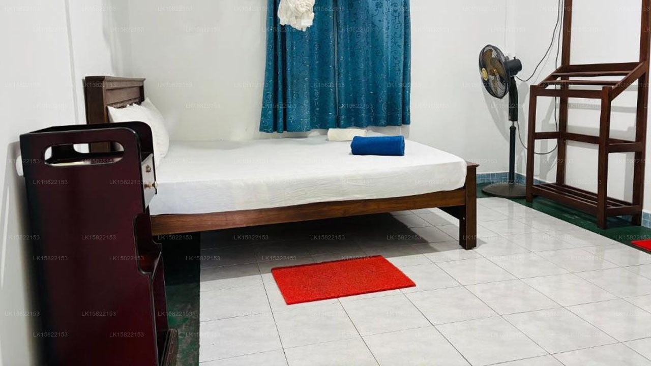 Levi's Tourist, Anuradhapura