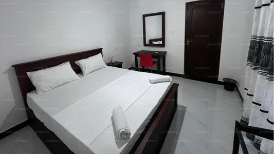 Golden Paradise Transit Hotel, Negombo