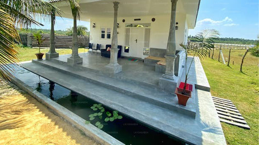 Family Villa w Balcony & Kitchen, Kalpitiya
