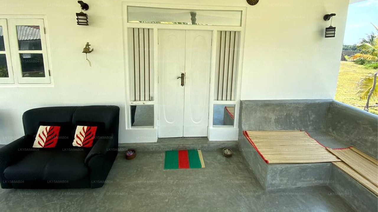 Family Villa w Balcony & Kitchen, Kalpitiya