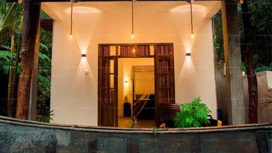 Thatched Guest House, Tngalla