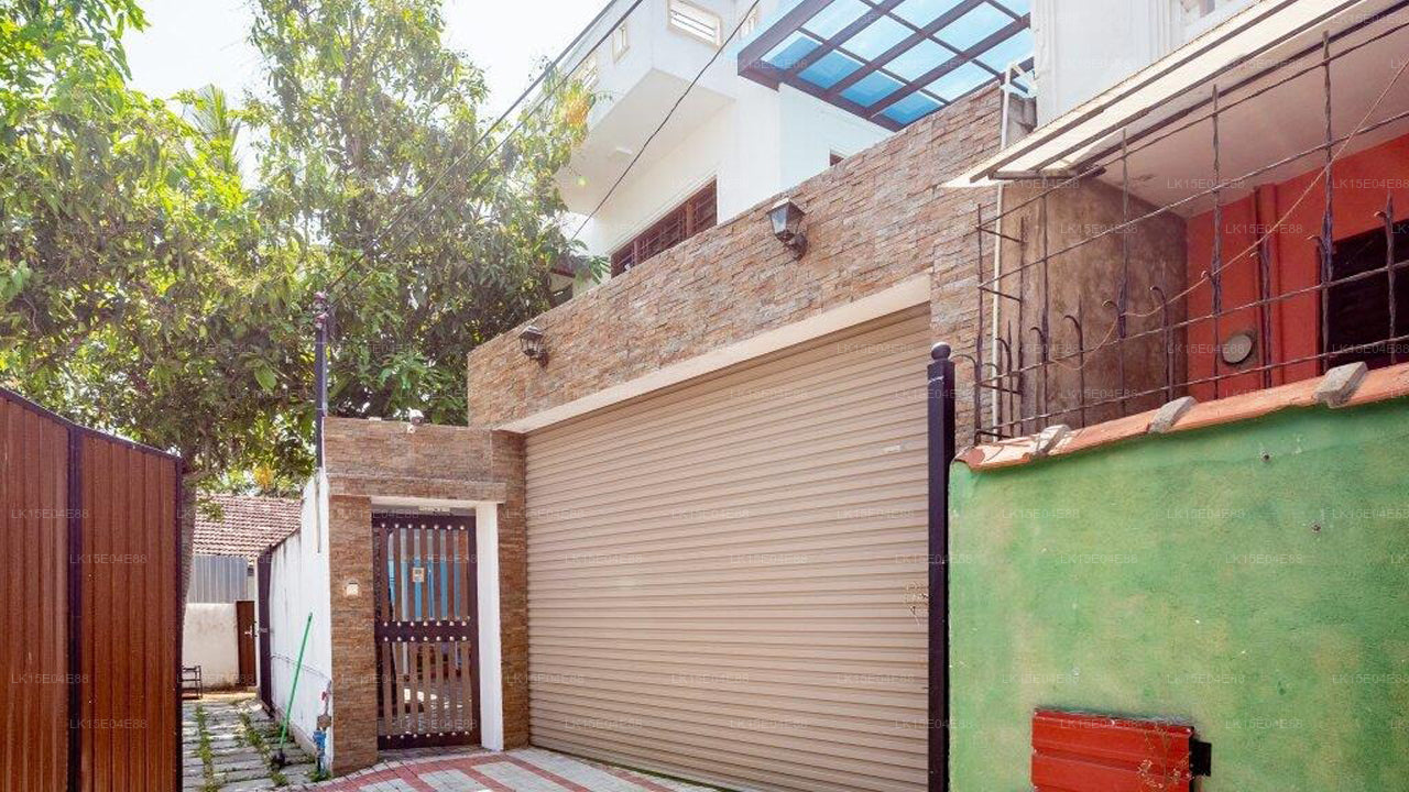 Yoho Villa Safari, Colombo