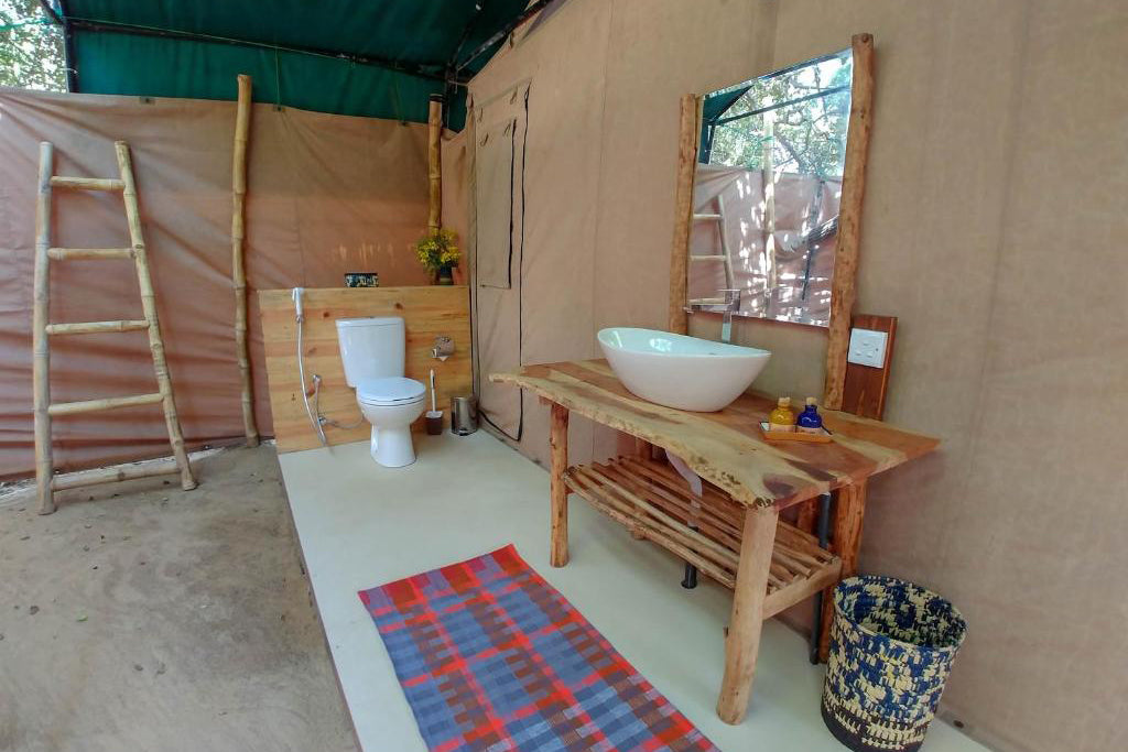 Baksidan av Beyond Dune Camp Yala, Yala