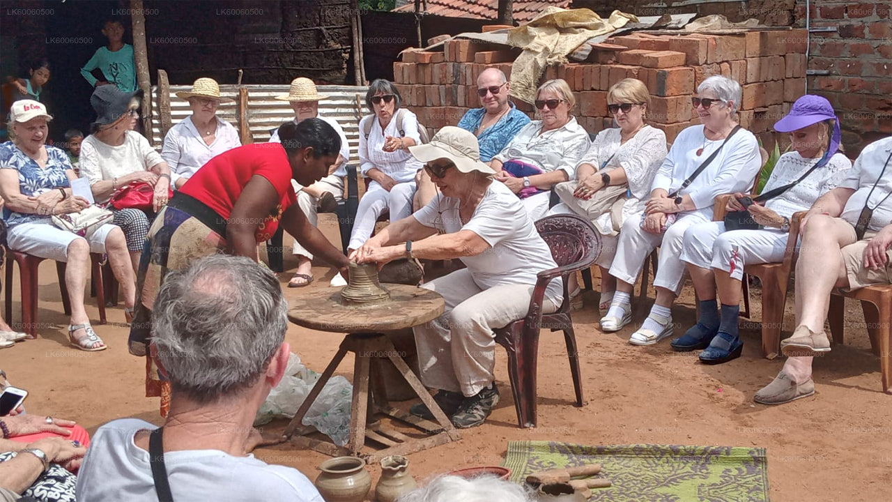 Hiriwadunna Village Tour från Habarana