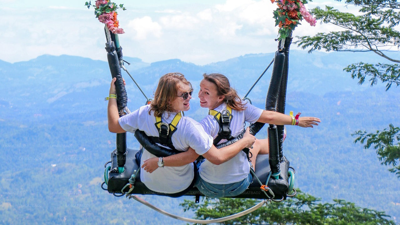 Gunga på Ambuluwawa med panoramautsikt över Kandy
