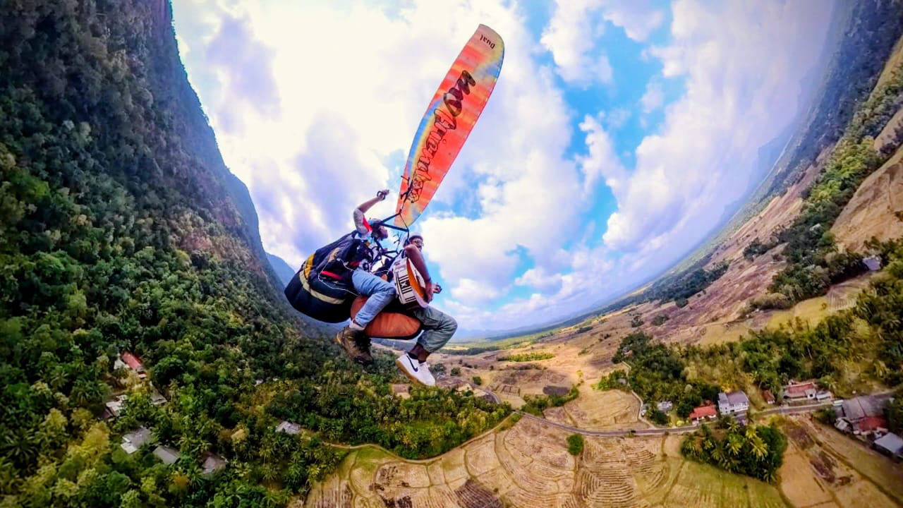 Paragliding från Kurunegala