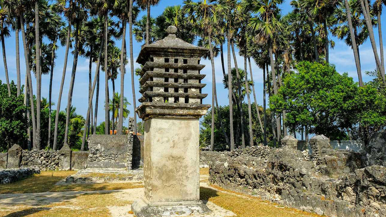 Utforska Nainativu och Delft med båt från Jaffna