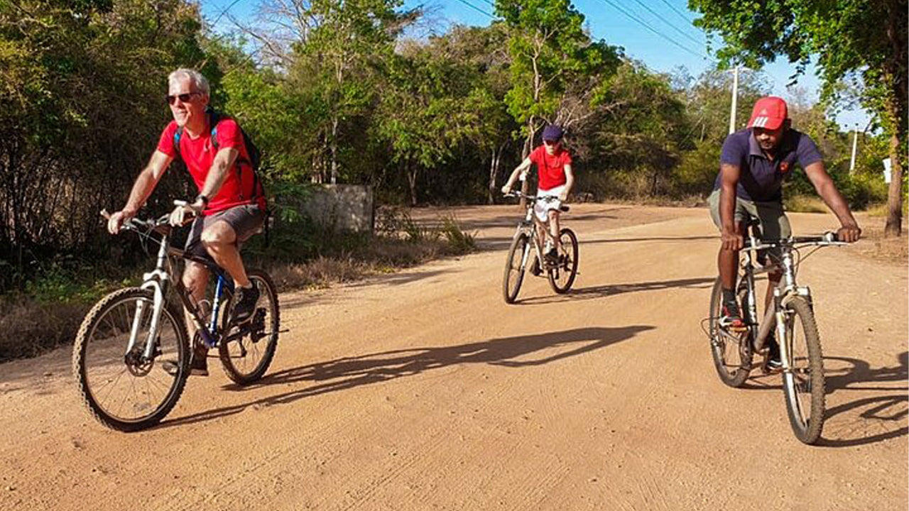 Cycling from Jaffna City