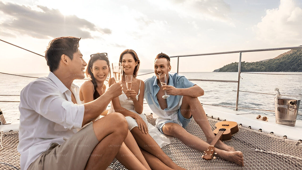 3-timmars solnedgångskryssning från Mirissa