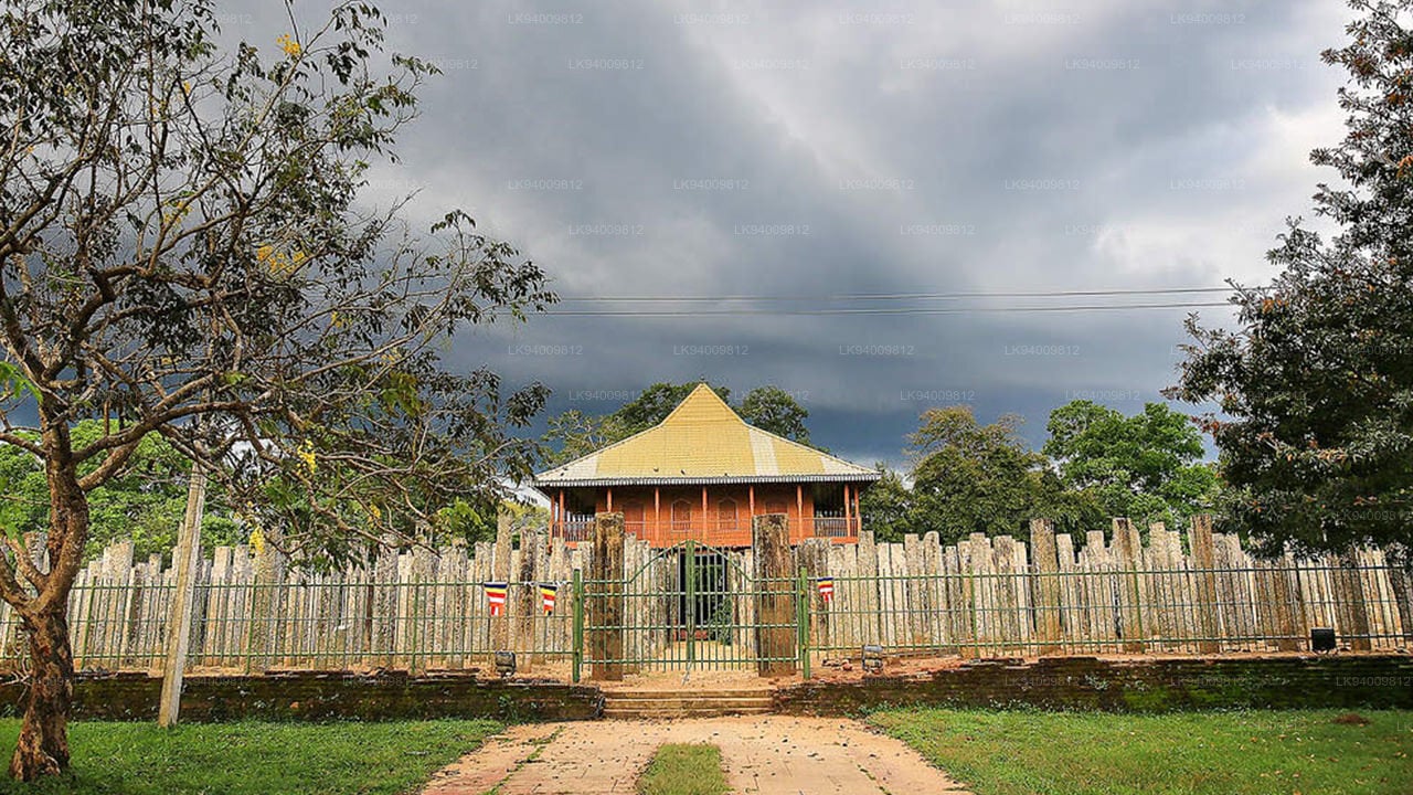 Heliga staden Anuradhapura från Colombo